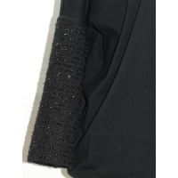 Bluzka Camea czarna z błyszczącym panelem - styl Oversize